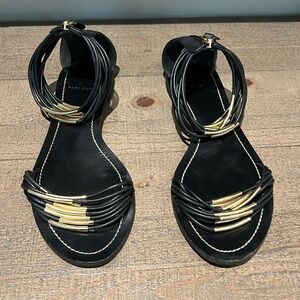 Tory Burch Mignon sandals, very good used condition.